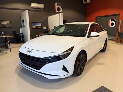 Hyundai Elantra Preferred 2022