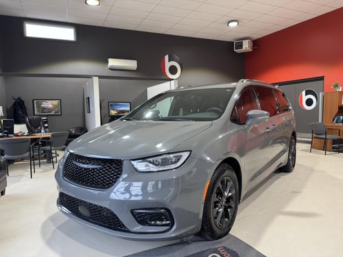 Chrysler Pacifica Touring L 2022