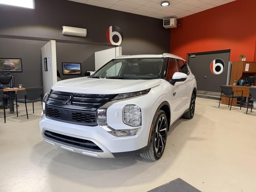 Mitsubishi Outlander GT PHEV 2025