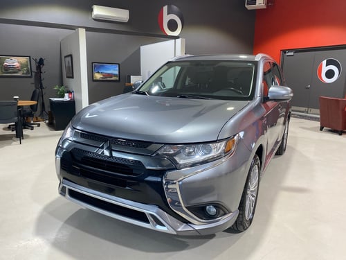 Mitsubishi Outlander SEL 2020