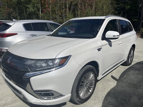 Mitsubishi Outlander SEL 2020