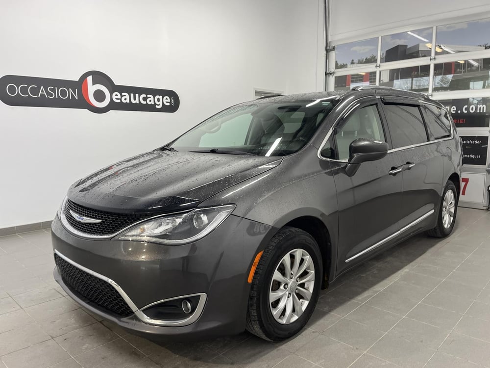 Chrysler Pacifica 2018 usagé à vendre (OCS01970A)