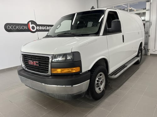 GMC Savana Cargo 2500 2023