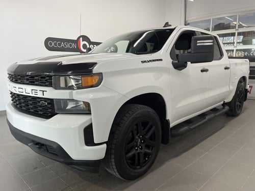 Chevrolet Silverado 1500 LTD Custom 2022