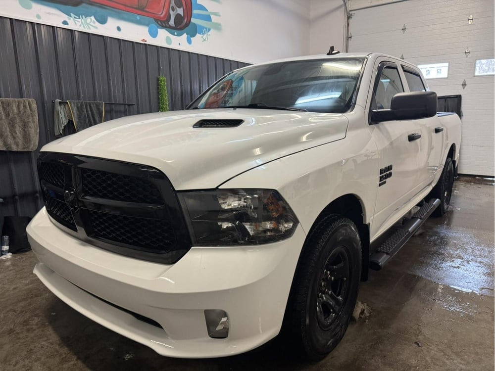 RAM 1500 CLASSIC TRADESMAN 2021 used for sale (1S232B)