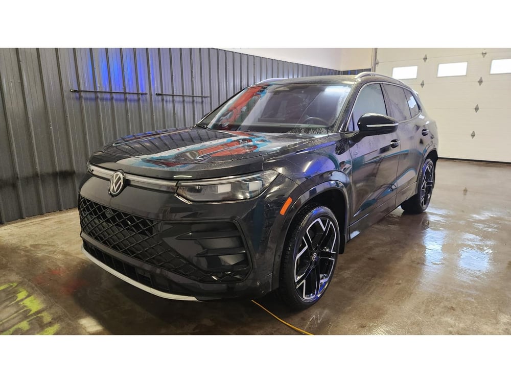 Volkswagen Tiguan 2025 usagé à vendre (1S323A)
