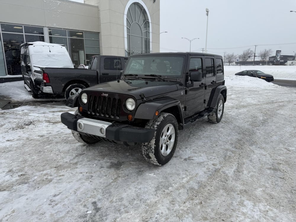 Jeep WRANGLER UNLIMITED SAHARA 2013 used for sale (1T110B)