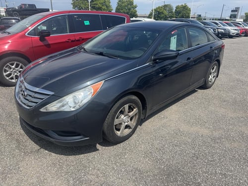 Hyundai Sonata GL 2011