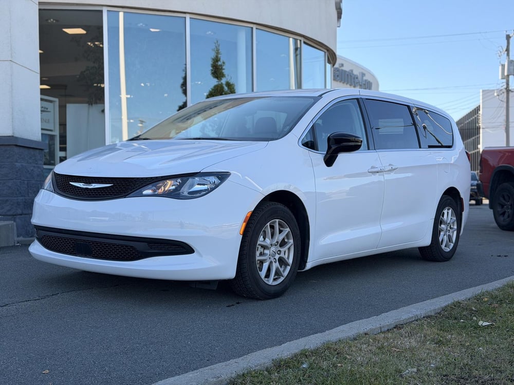 Chrysler GRAND CARAVAN SXT 2024 used for sale (F0058)