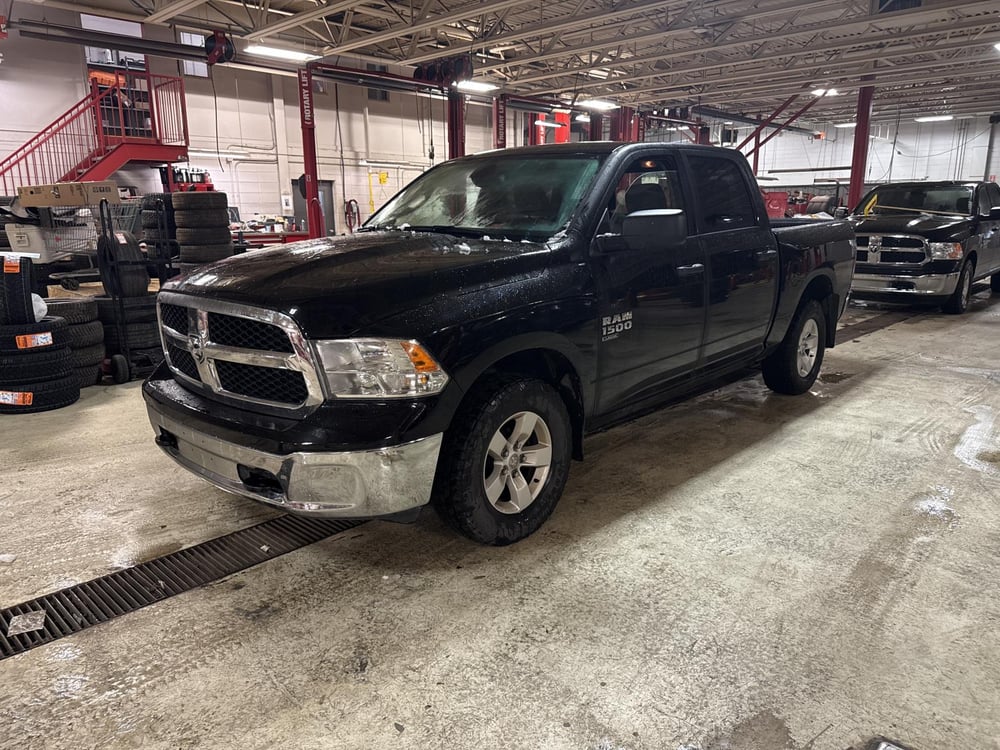 RAM 1500 CLASSIC SLT 2022 used for sale (F0076)