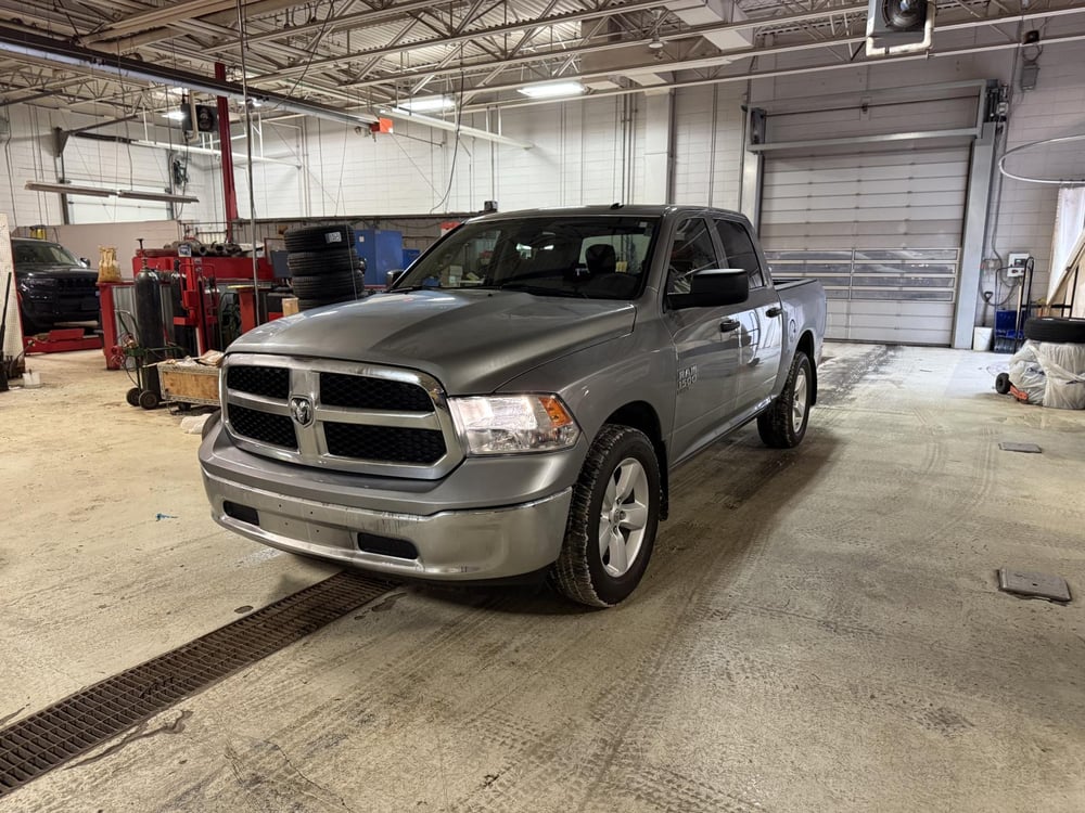 RAM 1500 CLASSIC SLT 2023 usagé à vendre (F0077)