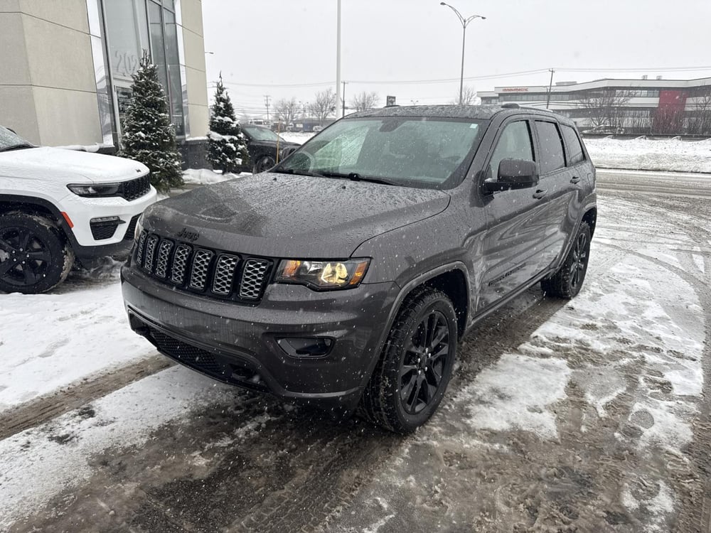 Jeep GRAND CHEROKEE LAREDO 2021 usagé à vendre (F0129)