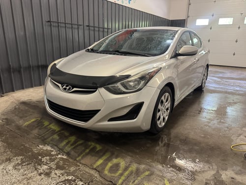 Hyundai Elantra GL 2015