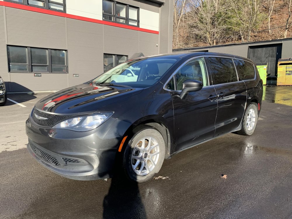 Chrysler Grand Caravan 2023 usagé à vendre (F0251)