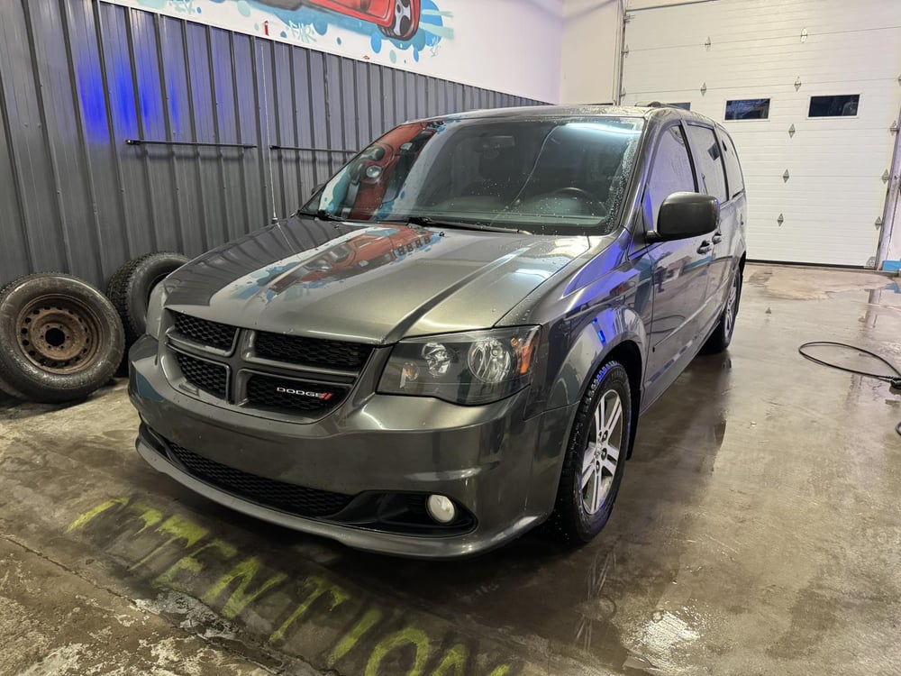 Dodge Grand Caravan 2016 usagé à vendre (F0304)