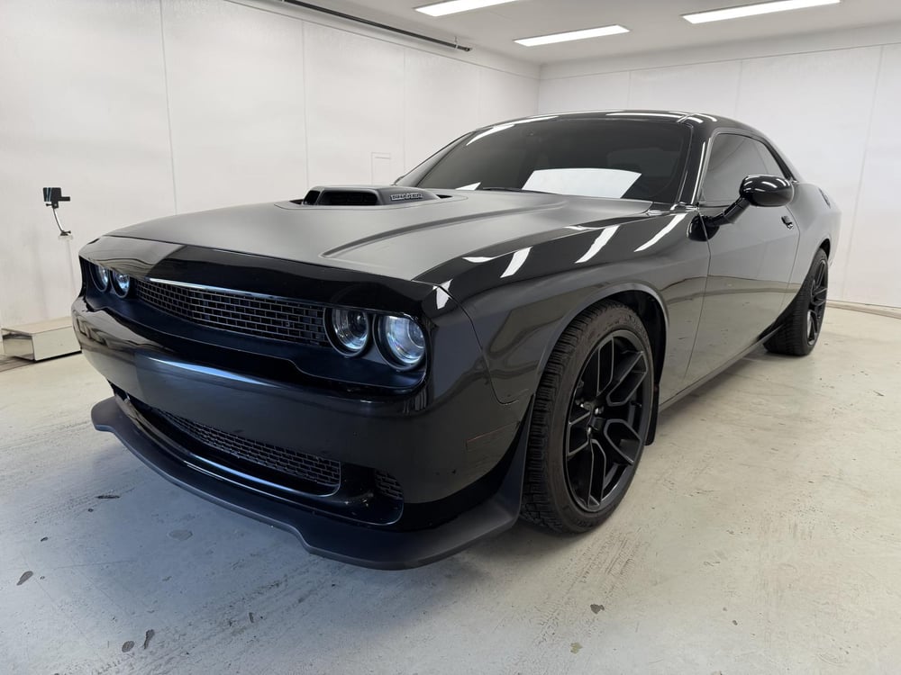 Dodge Challenger 2017 used for sale (F0352)