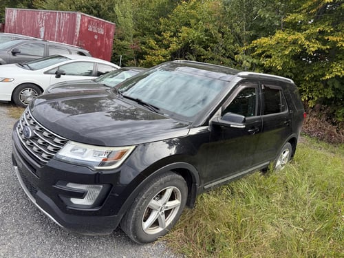 Ford EXPLORER XLT XLT 2017
