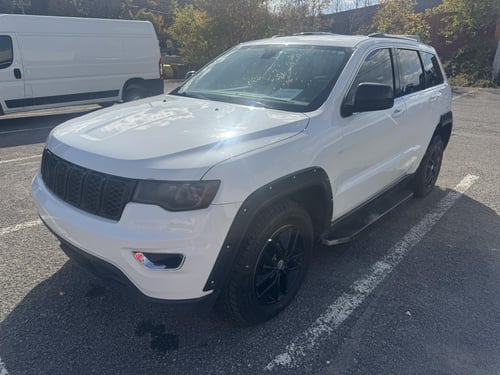 Jeep GRAND CHEROKEE LAREDO/ALT Laredo 2018