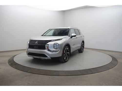 Mitsubishi Outlander Plug-In Hybrid null 2024