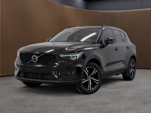 Volvo XC40 B5 AWD Plus - Bright 2023