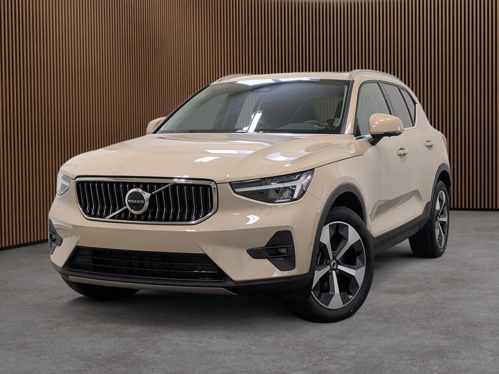 Volvo XC40 2025 used for sale (25-529U)