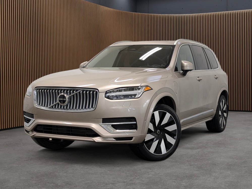 Volvo XC90 Plug-In Hybrid 2025 used for sale (26-093A)