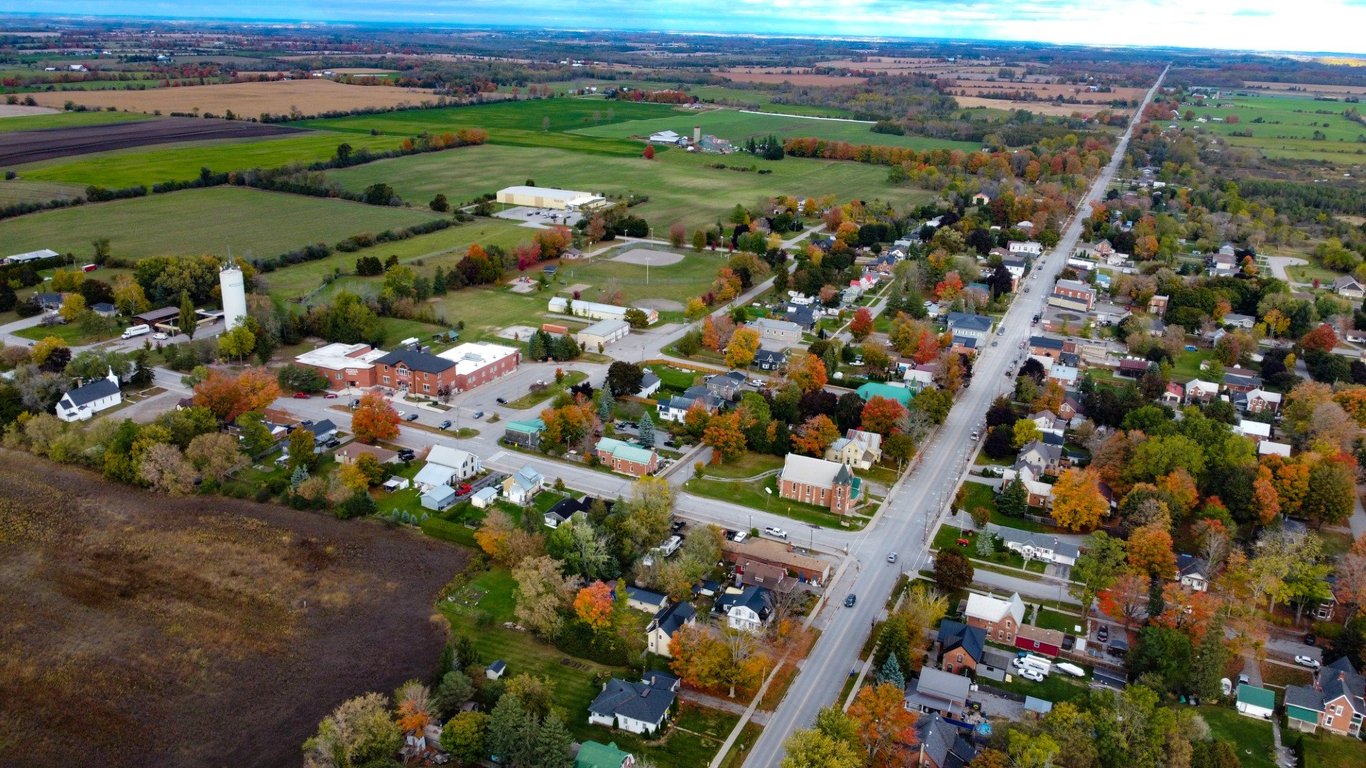 Waste bin rentals in Woodville Ontario