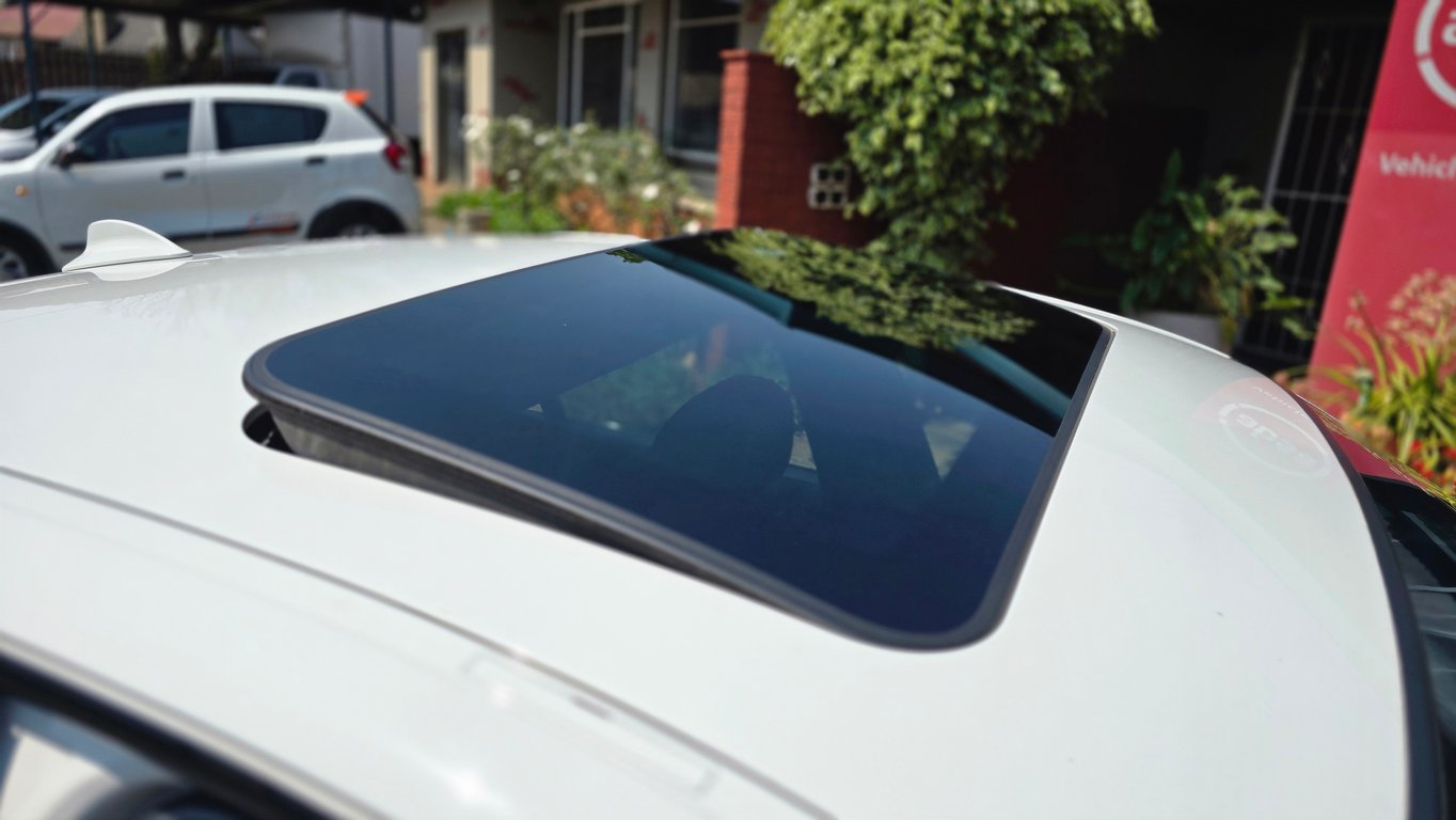 2010 BMW 330D M Sport E90 Auto photo 13