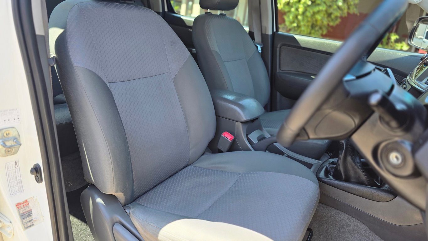 2014 Toyota Hilux 2.5D-4D 4X4 SRX Double Cab photo 6