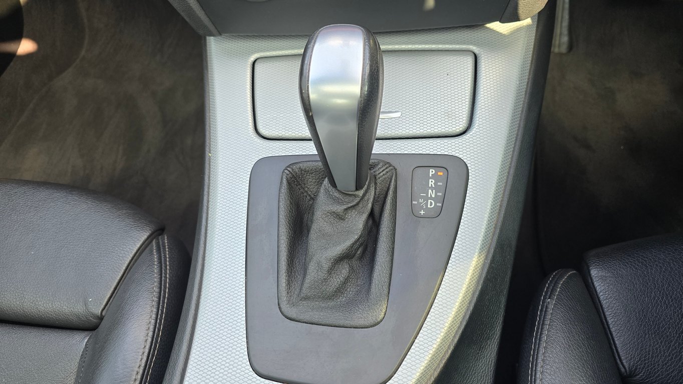 2011 BMW 330D M Sport E90 Auto photo 14
