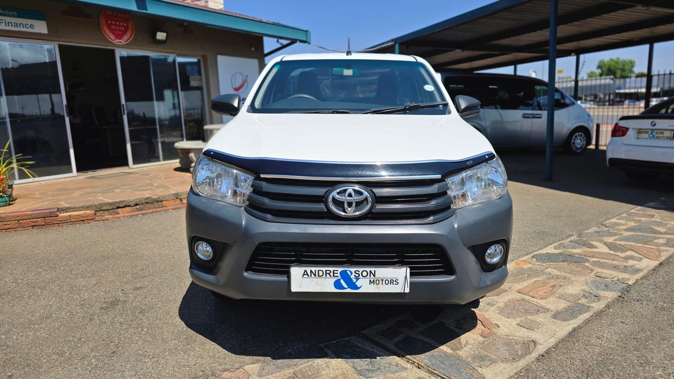 2019 Toyota Hilux 2.4GD S Aircon — another view