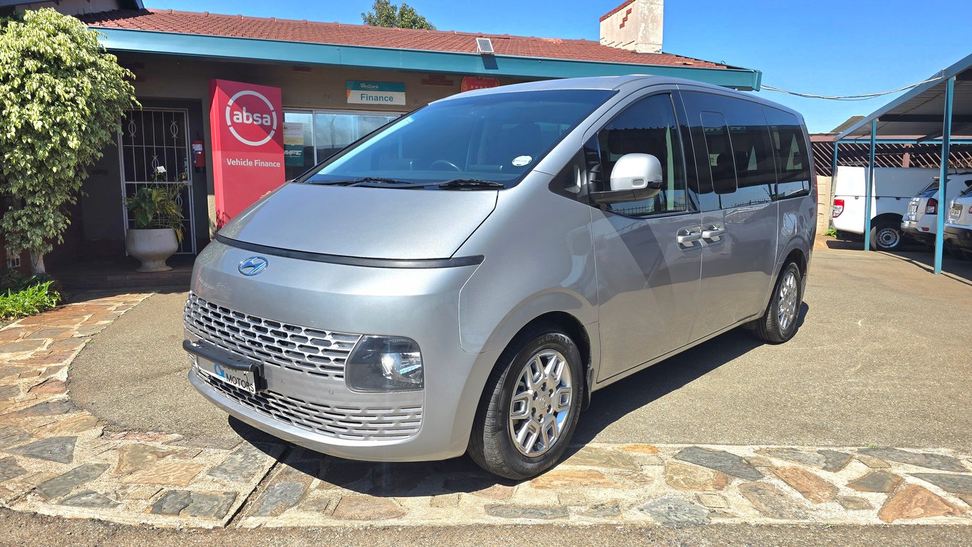 2022 Hyundai Staria 2.2d Executive Auto