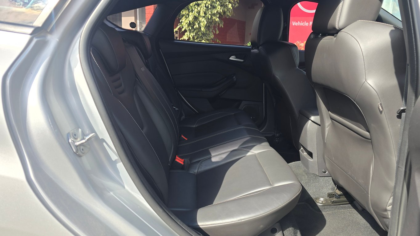 2015 Ford Focus 2.0 GTDI ST3 photo 7