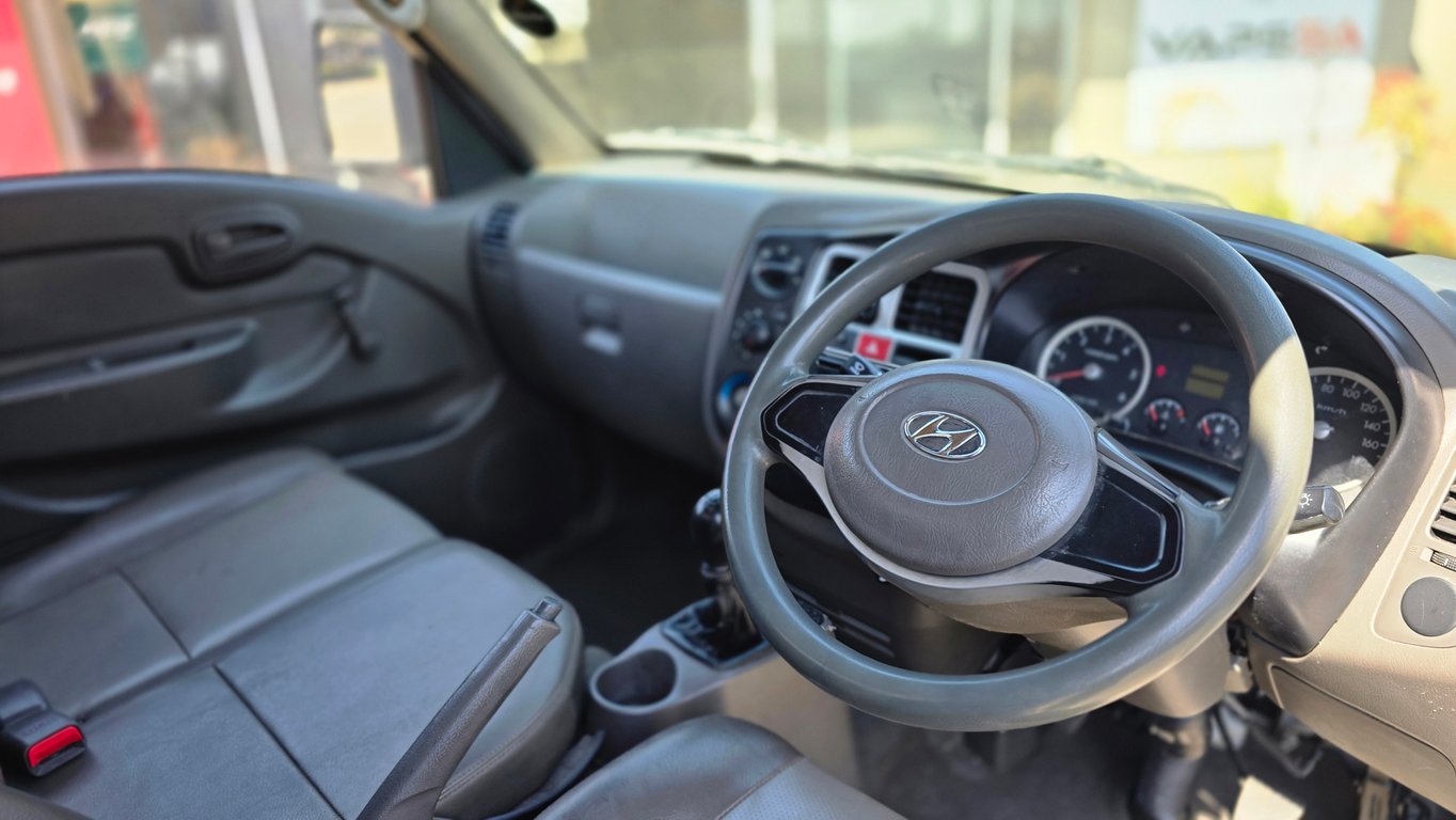 2022 Hyundai H100 2.6D F/C C/C photo 7