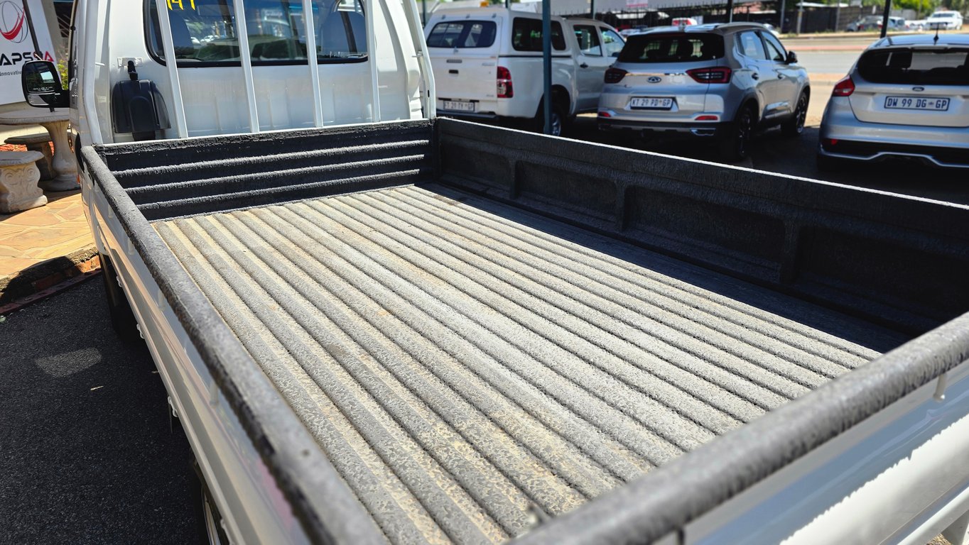 2024 Kia K2700D Workhorse Dropside photo 5