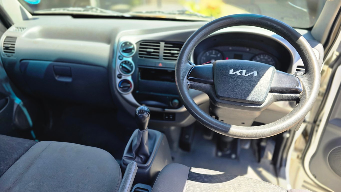 2024 Kia K2700D Workhorse Dropside photo 10