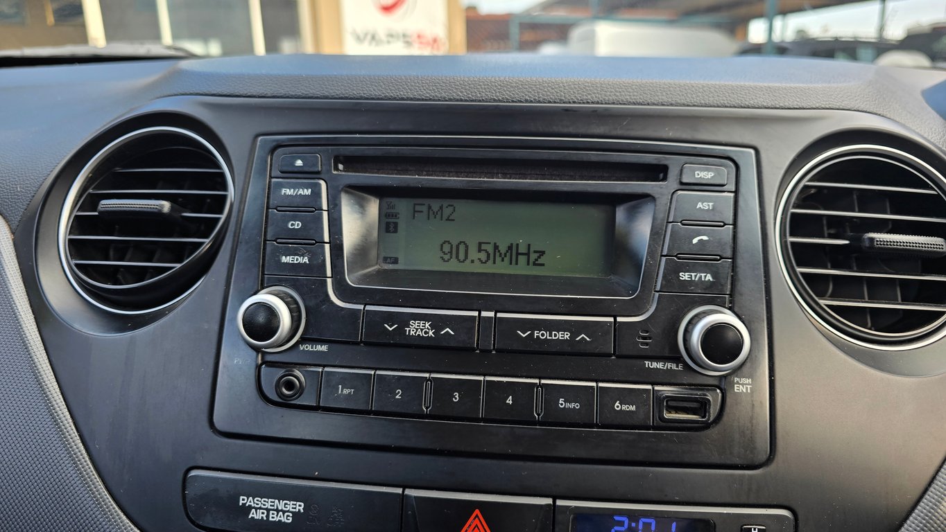 2018 Hyundai Grand i10 1.25 Motion photo 10