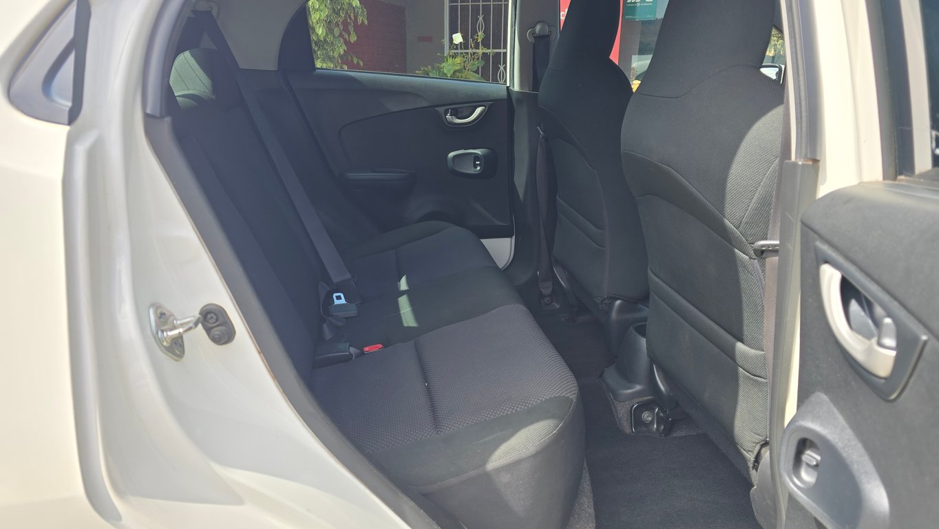 2015 Honda Brio 1.2 Comfort 5Dr photo 7