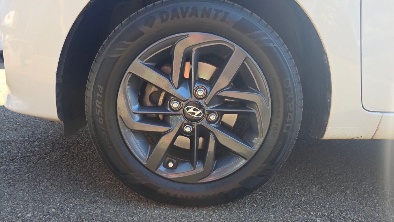 2017 Hyundai Grand i10 1.25 Fluid photo 17