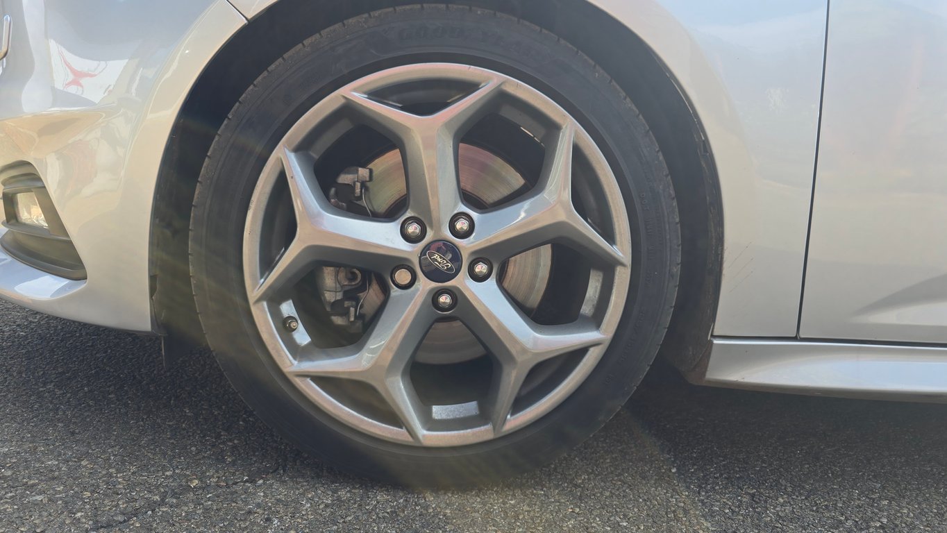 2015 Ford Focus 2.0 GTDI ST3 photo 18