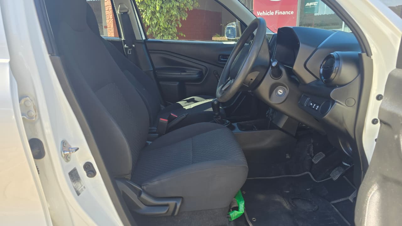 2024 Toyota Vitz  1.0 MT X-Cite photo 7