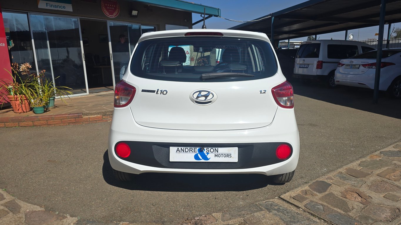 2017 Hyundai Grand i10 1.25 Fluid photo 4