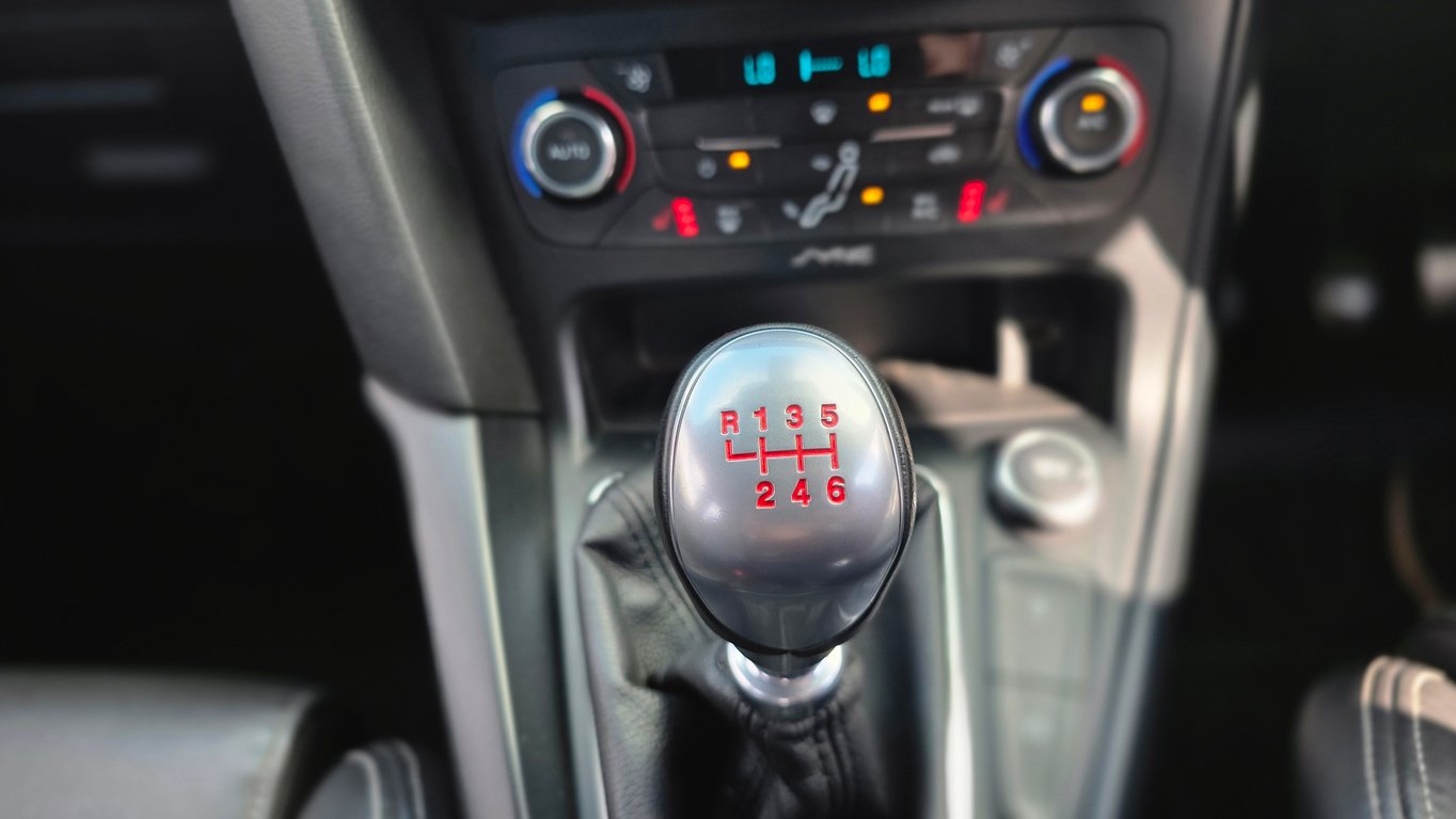 2015 Ford Focus 2.0 GTDI ST3 photo 15