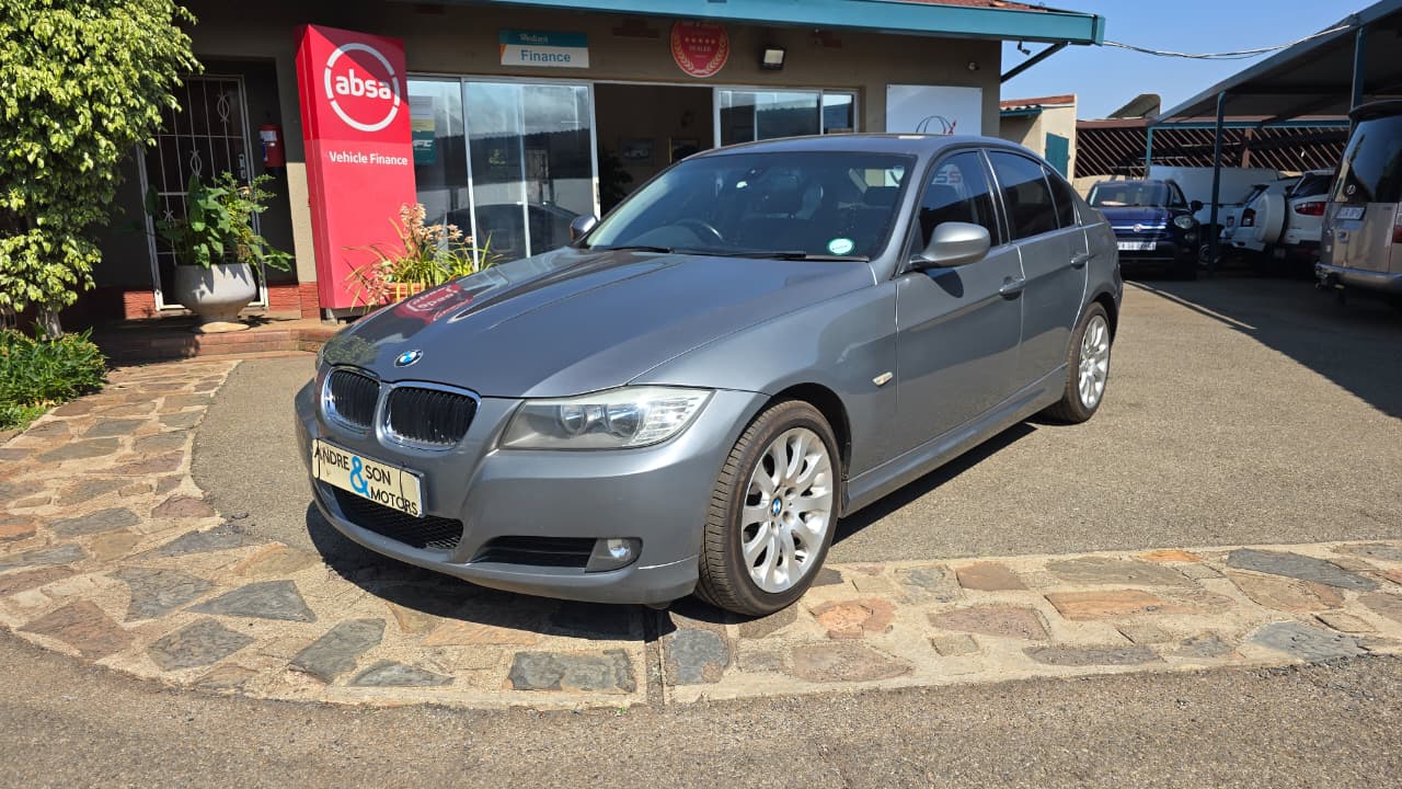 2011 BMW 320D E90