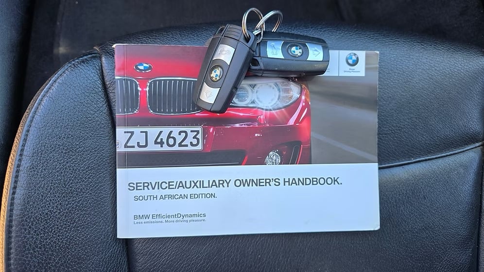 2011 BMW 320D E90 photo 13