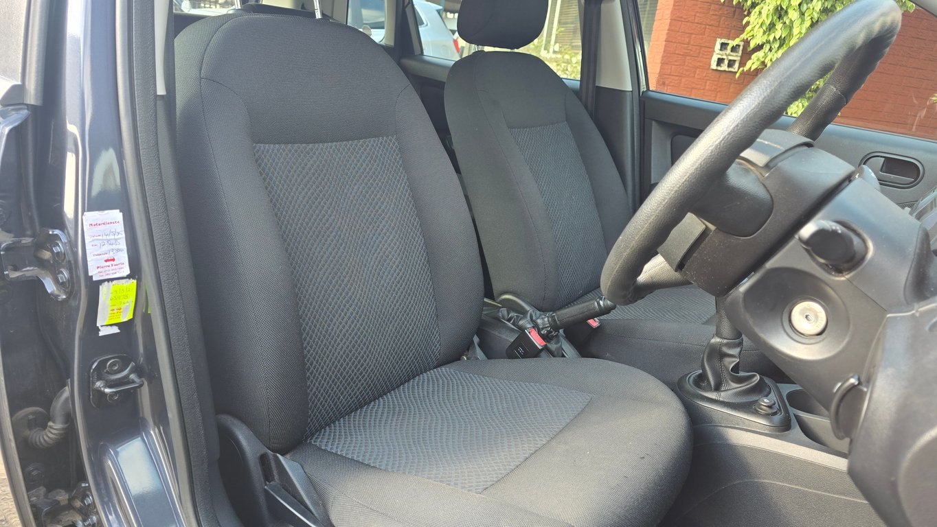 2014 Ford Figo 1.4 Ambiente photo 7