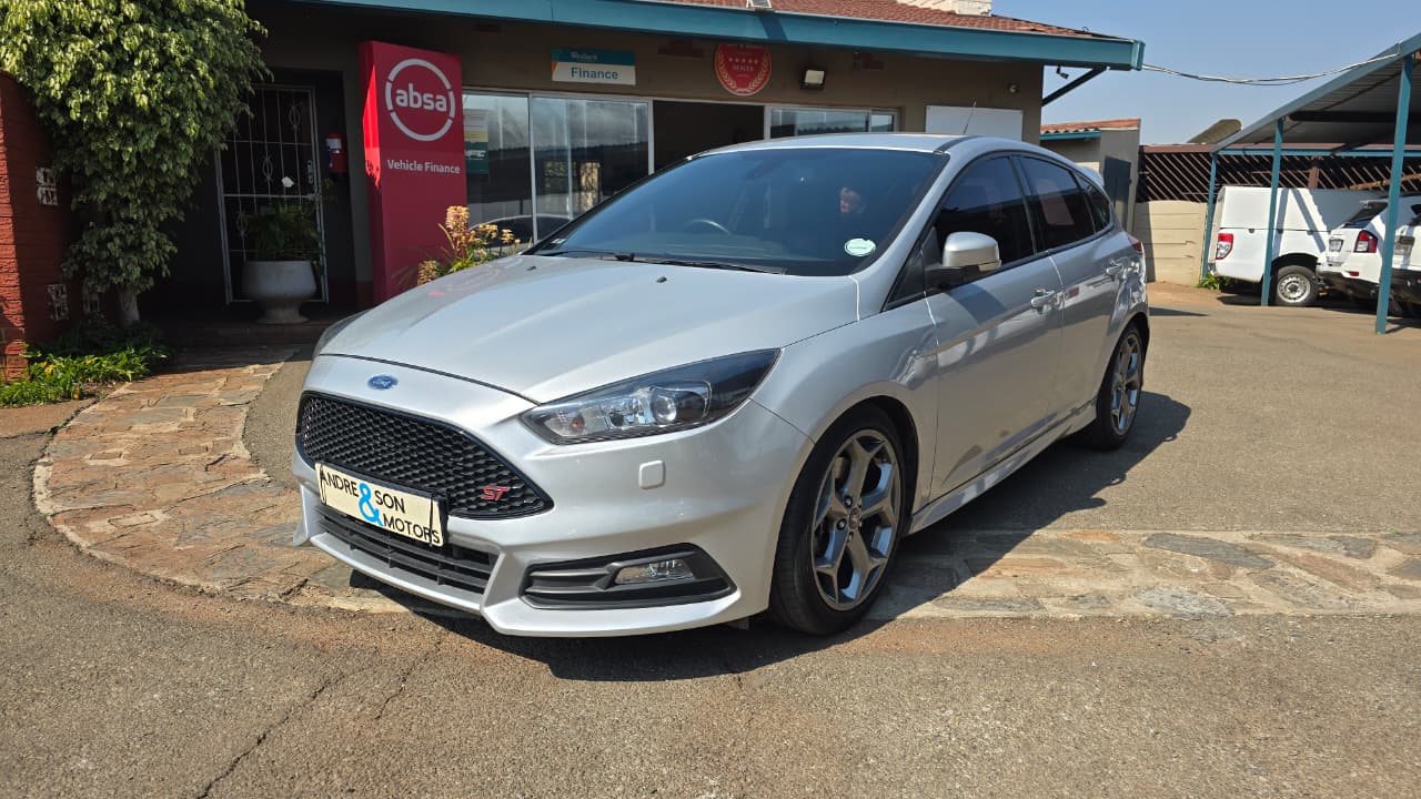 2015 Ford Focus 2.0 GTDI ST3