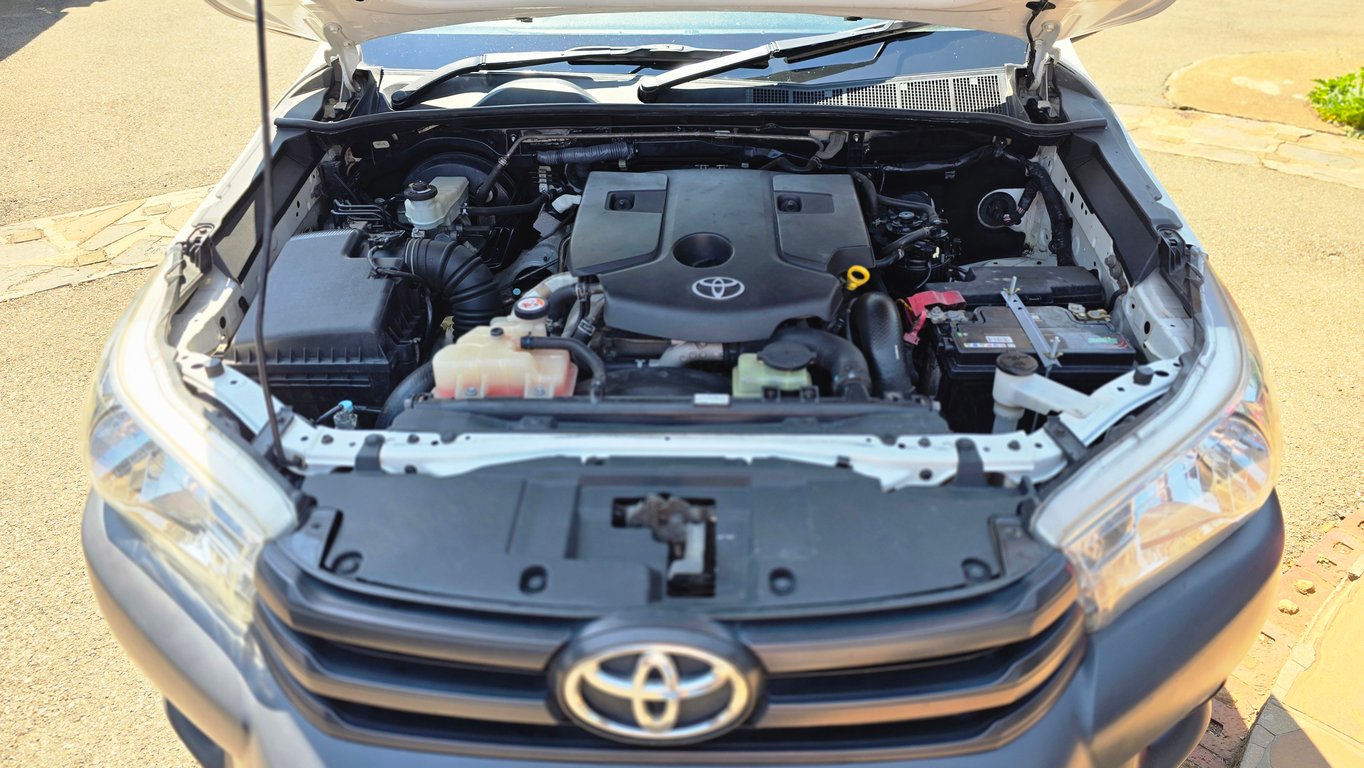 2019 Toyota Hilux 2.4GD S Aircon photo 12