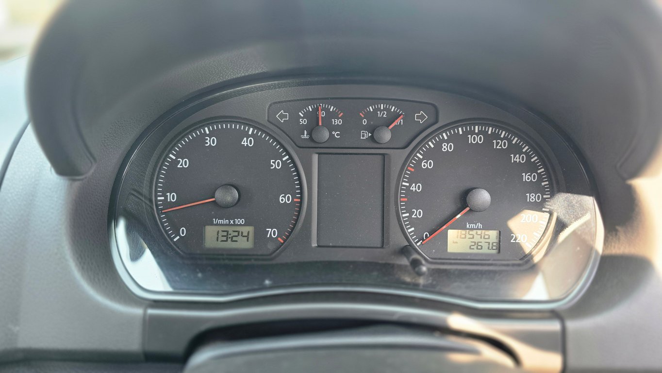 2013 Volkswagen Polo Vivo 1.4 Trendline 5Dr photo 10