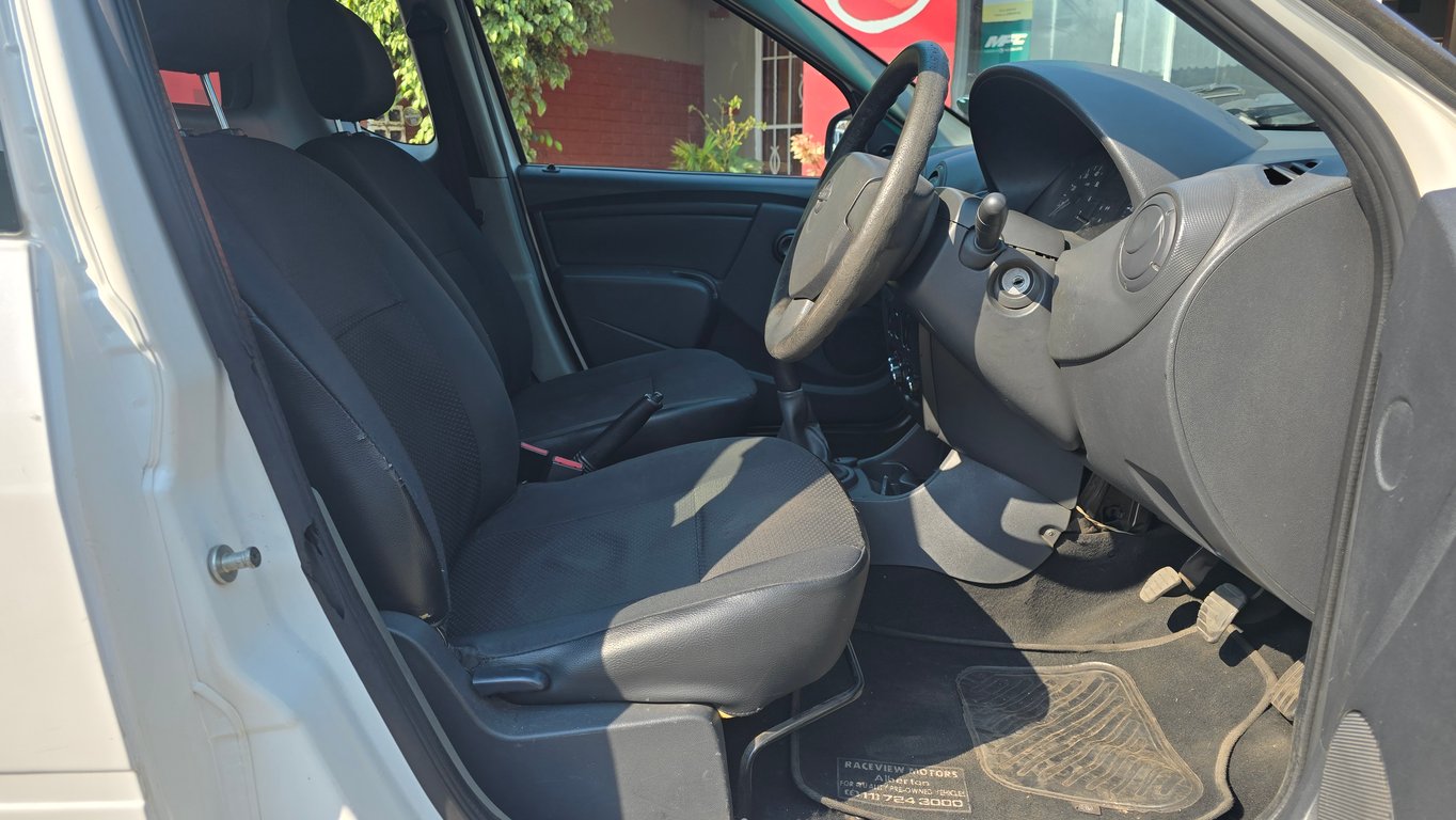 2018 Nissan Np200 1.6 photo 5